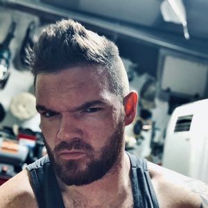 Meet your Posher, Tyler